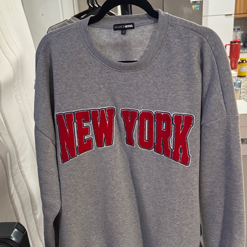 Crew neck sweatshirt